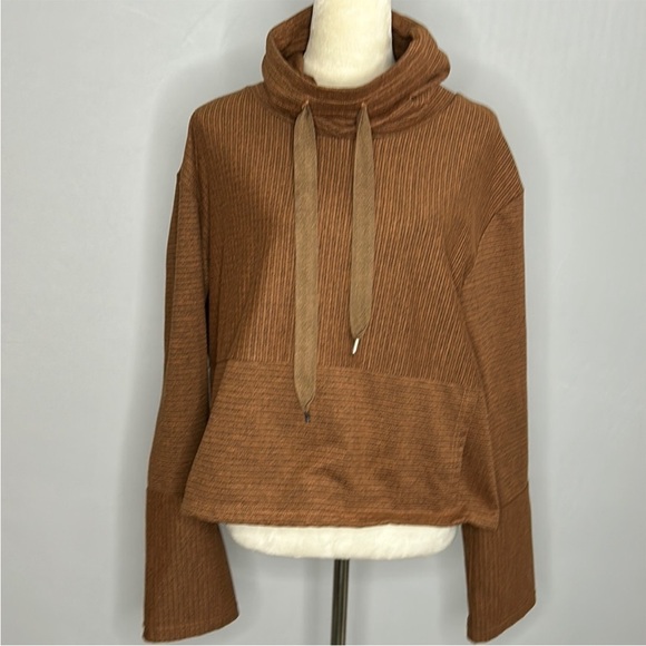 Senita Athletics Going Places Pullover -brown - Picture 5 of 7